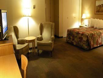Western George Downtown Hotel
