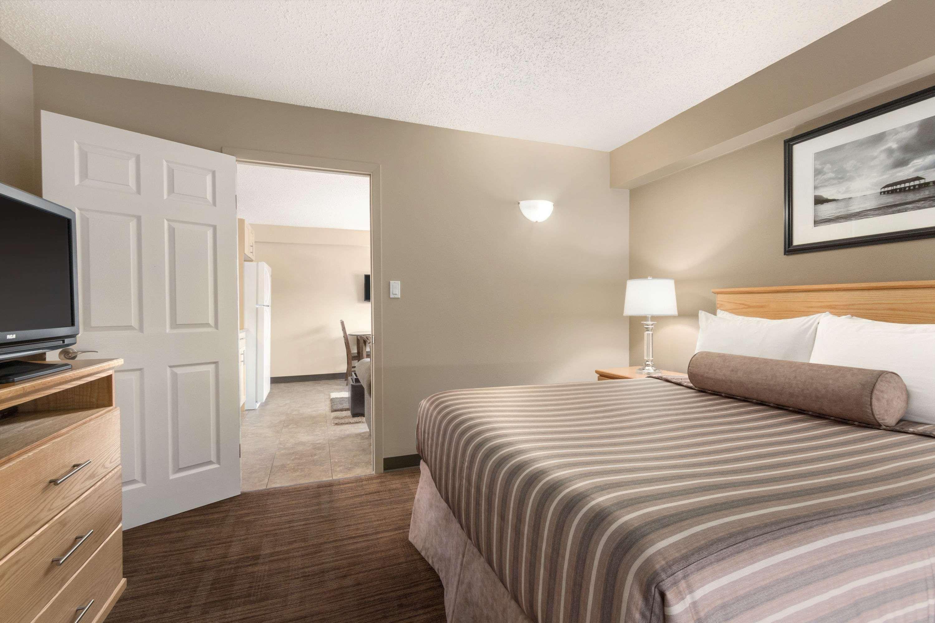 Hotel Western George Downtown